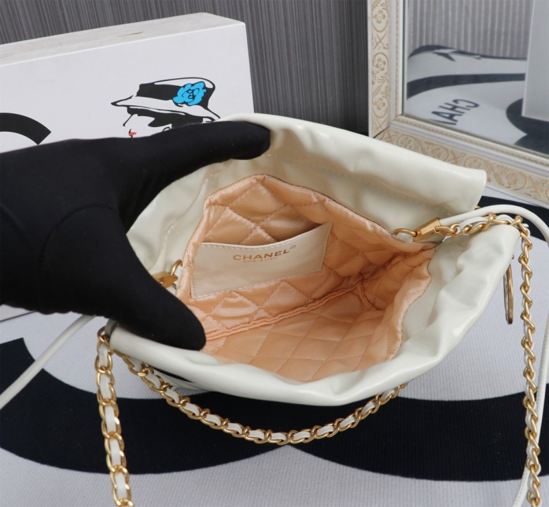 Ch**el hobo 22 bags
